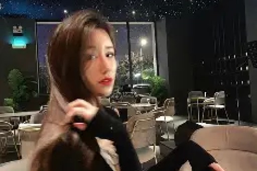 原来她早已结婚丈夫是国家一级演员如今定居上海被家人宠成宝 原来她早已结婚丈夫是国家一级演员如今定居上海被家人宠成宝